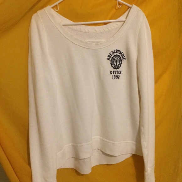 Abercrombie & Fitch Sweater - Picture 2 of 4